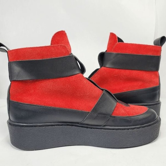 Free People Collection Cortina Red and Black Platform Ankle Boots Sz 39 US 8 - Picture 4 of 9